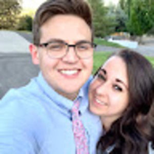 Meet your Posher, Katelyn